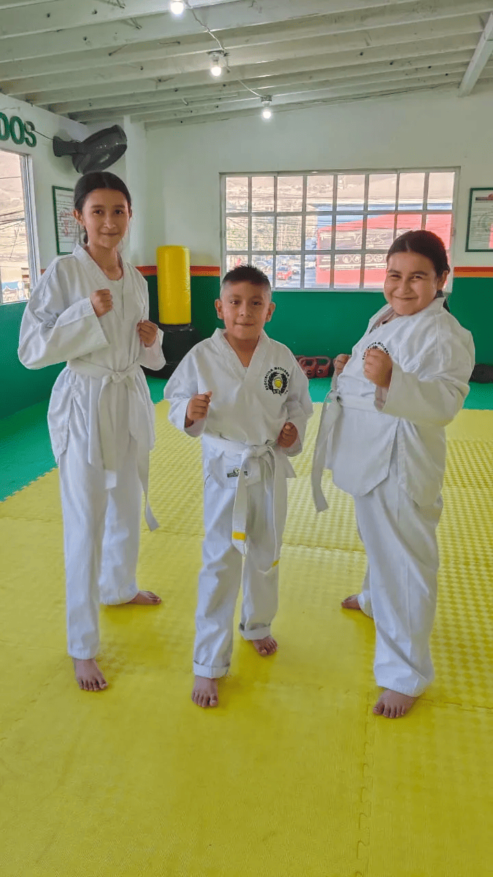 Grupo Pre-Infantil 4:00 - 5:00 PM