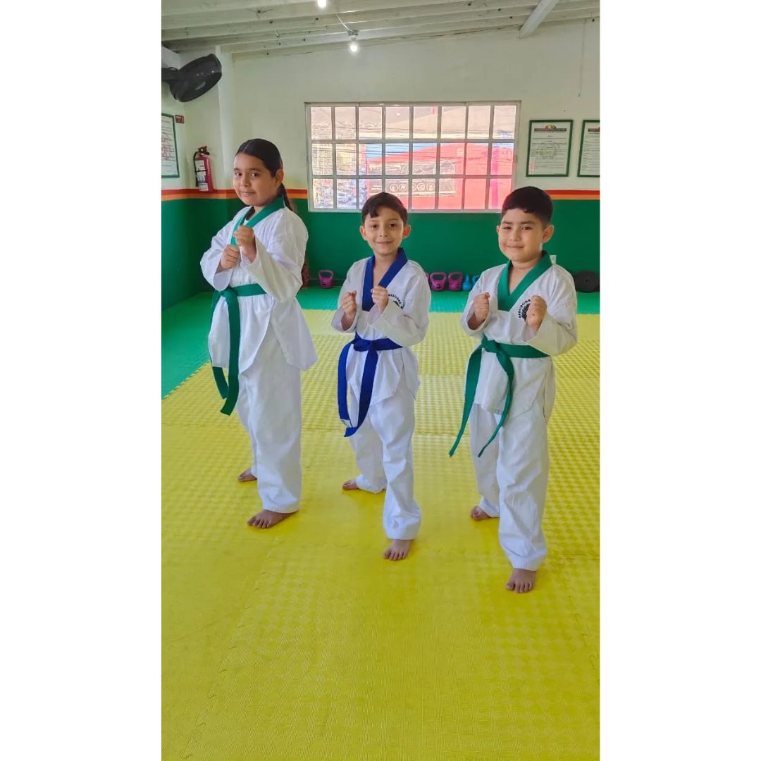 Grupo Infantil 6:00 - 7:00 PM